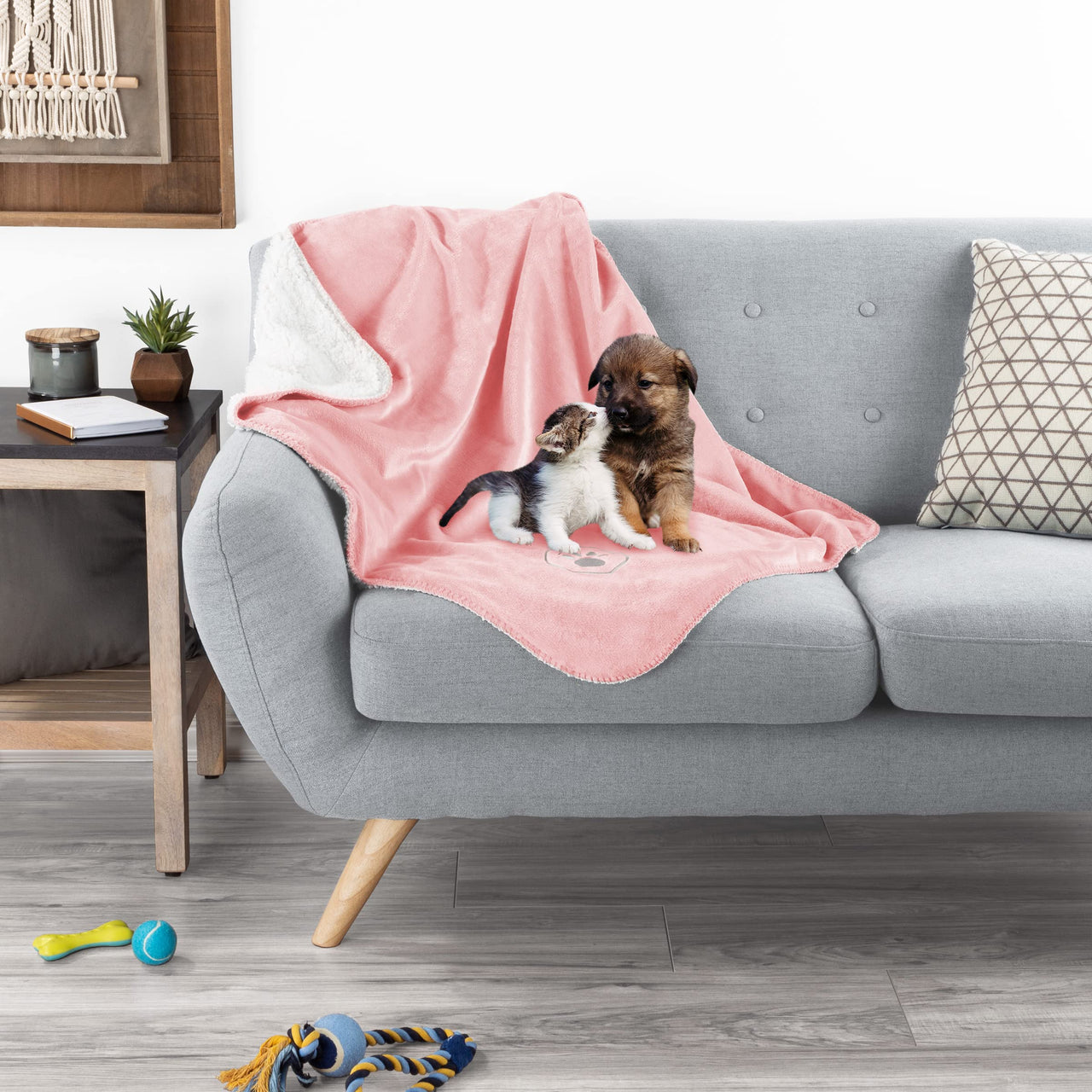 PETMAKER Waterproof Dog Blanket - 30x40-Inch Reversible Sherpa Dog Blanket for Couch, Bed, or Car - Protects from Spills, Stains, or Pet Fur (Pink) Medium Pink