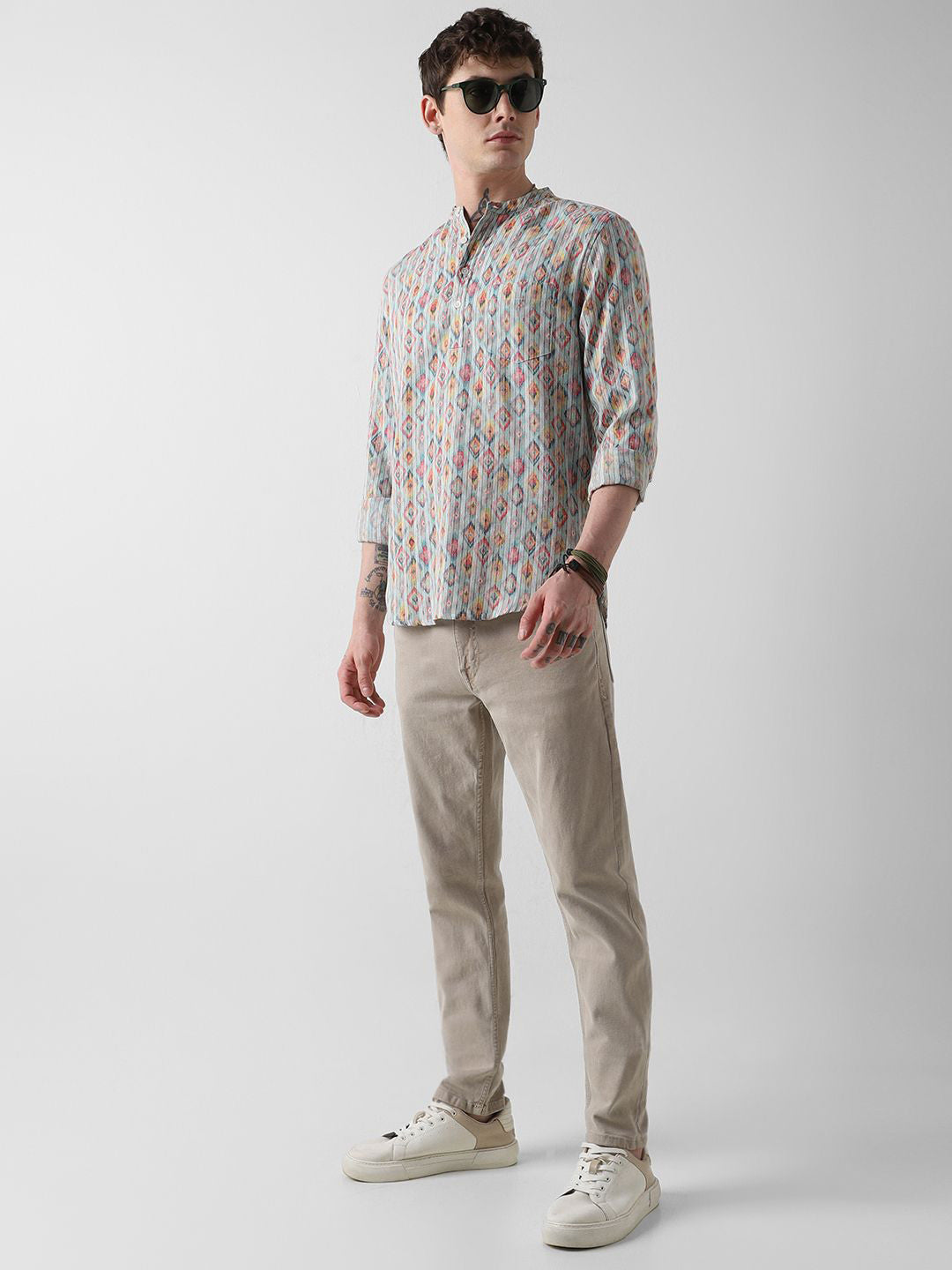 VASTRADO Mandarin Collar Short Kurta