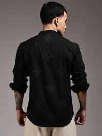 HERE&NOW Men Embroidered Kurta
