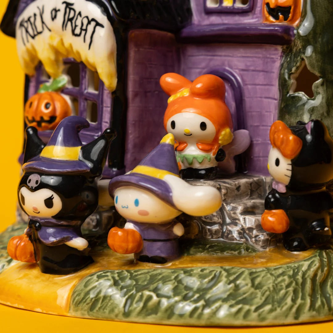 Hello Kitty and Friends Trick or Treat Ceramic Candle House