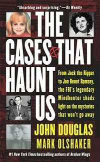 The Cases That Haunt Us - Mass Market Paperback By Douglas, John E. - GOOD
