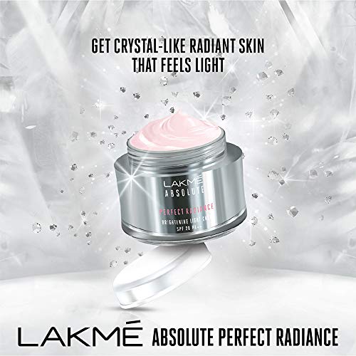 Lakme Absolute Perfect Radiance Brightening Light Day Cream 50 g, SPF 20 PA++, Daily Illuminating Face Moisturizer for Glowing Skin - Ultra Lighweight