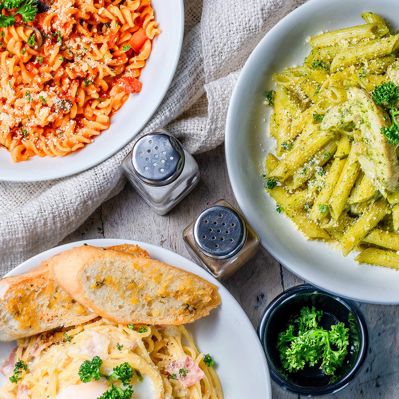 Olde Thompson Everything Italian Seasoning, Basil, Oregano, Garlic, Red Pepper Spice and Seasoning, 5.5 oz