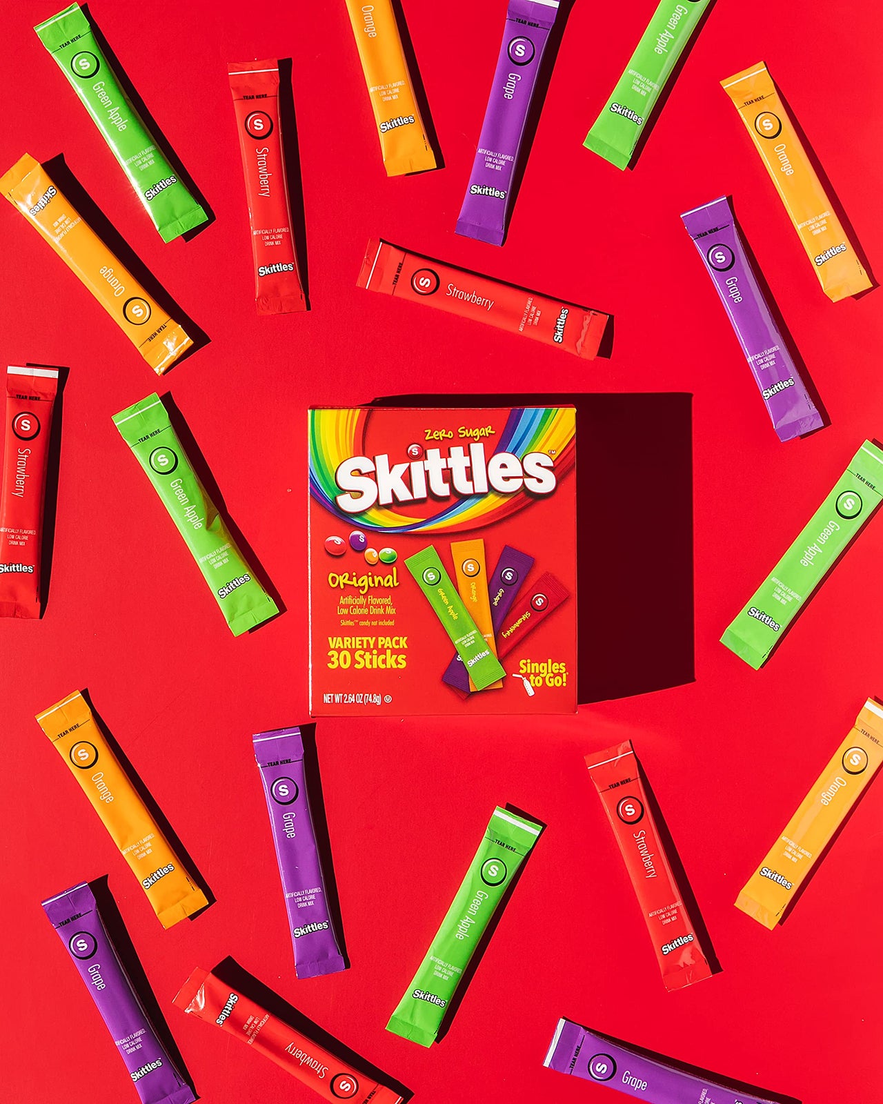 Skittles Singles To Go Variety Pack, Powdered Drink Mix, Zero Sugar, Low Calorie, Includes 4 Flavors: Green Apple, Strawberry, Grape, Orange, 1 Box (30 Single Servings)