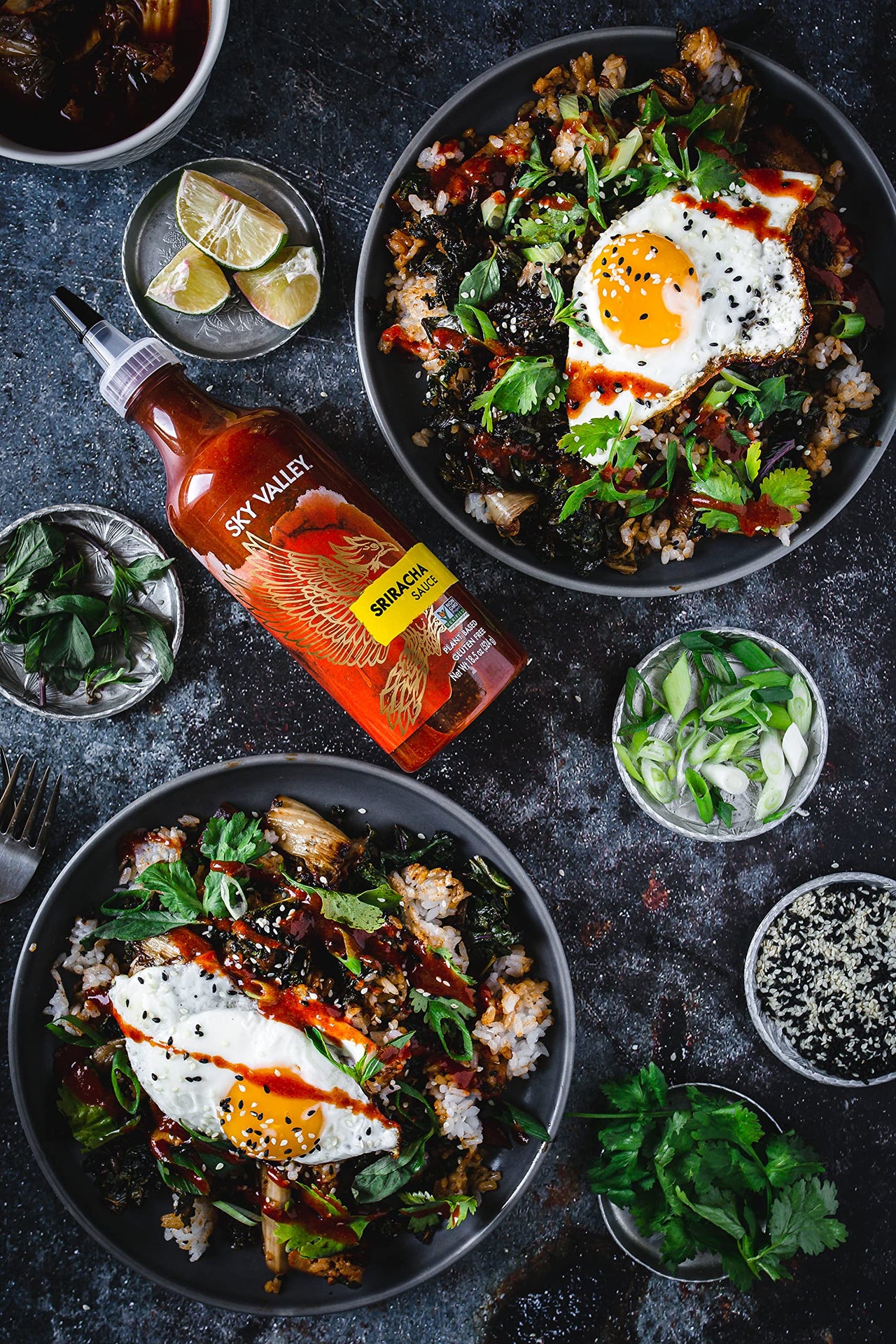 Sky Valley Sriracha Sauce - Hot Sauce, Made with Red Jalapeno Peppers, Gluten Free, Vegan, Non-GMO, Less Than 2g of Sugar per Serving, 5 Calories per Serving - Sriracha Hot Sauce, 18.5 Oz