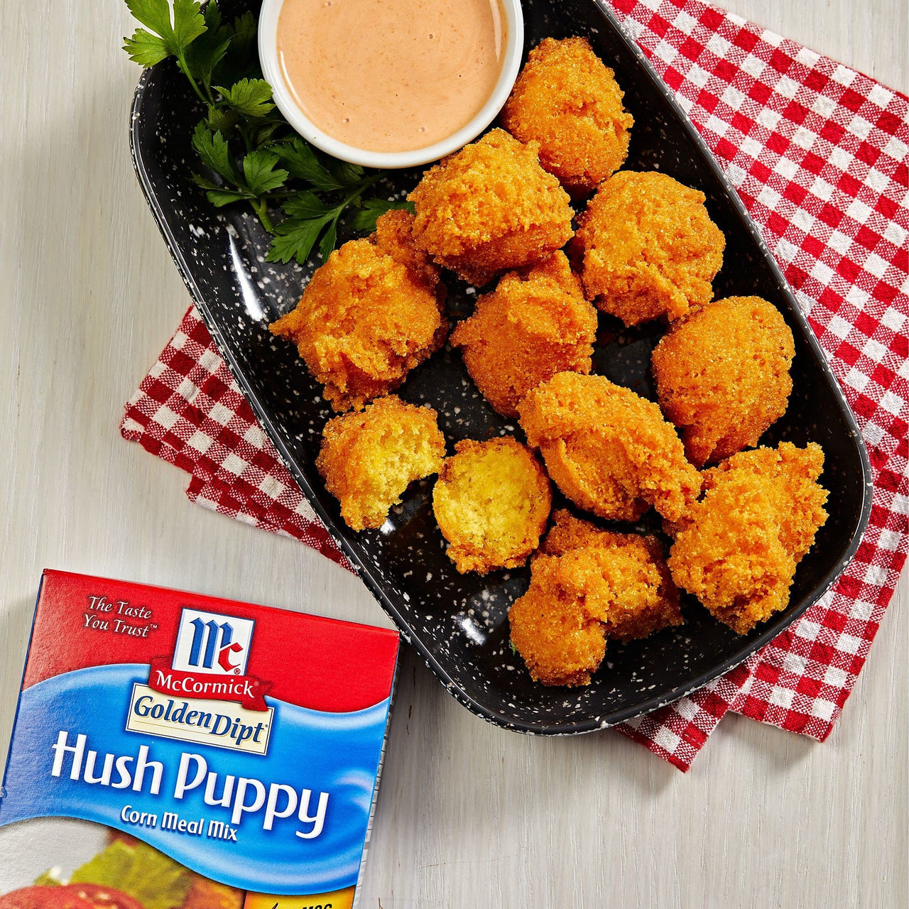 McCormick Golden Dipt Hush Puppy Corn Meal Mix, 10 oz